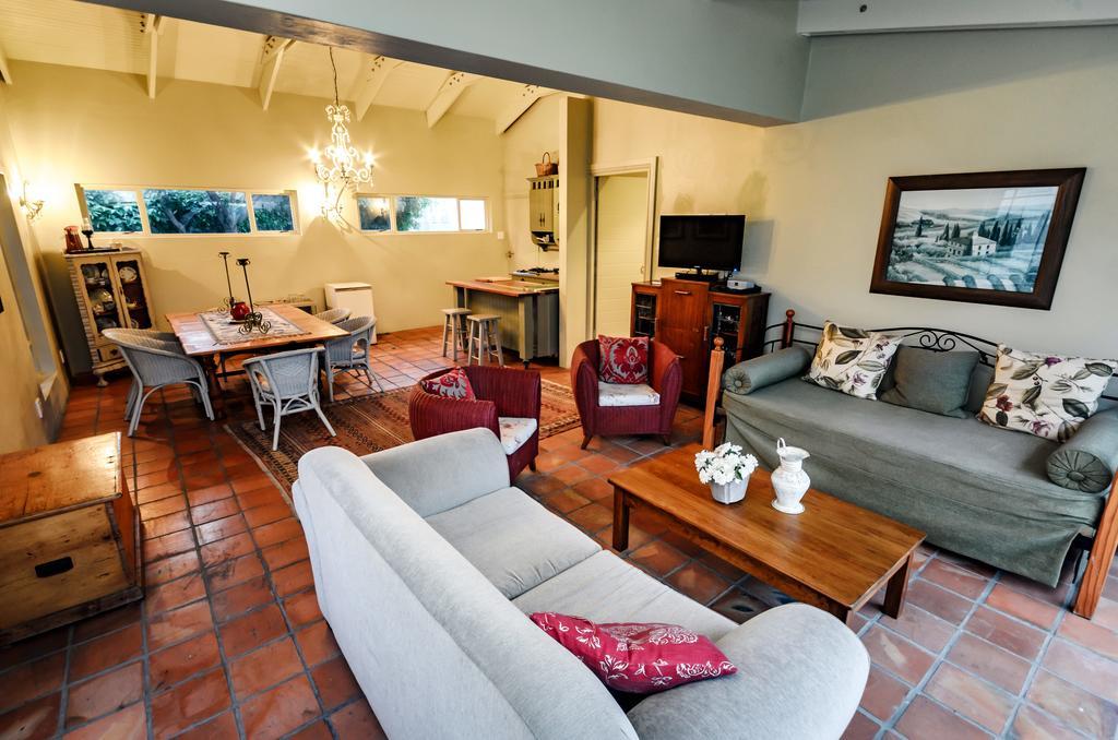First Avenue Guesthouse Port Elizabeth Esterno foto