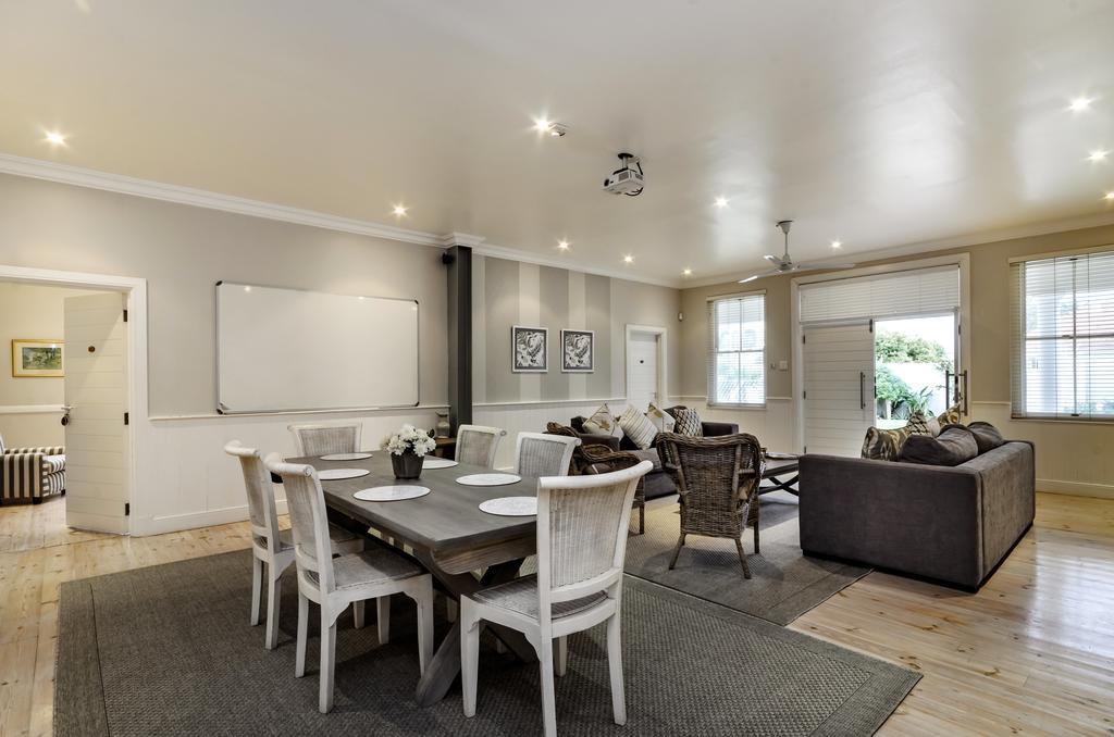First Avenue Guesthouse Port Elizabeth Esterno foto